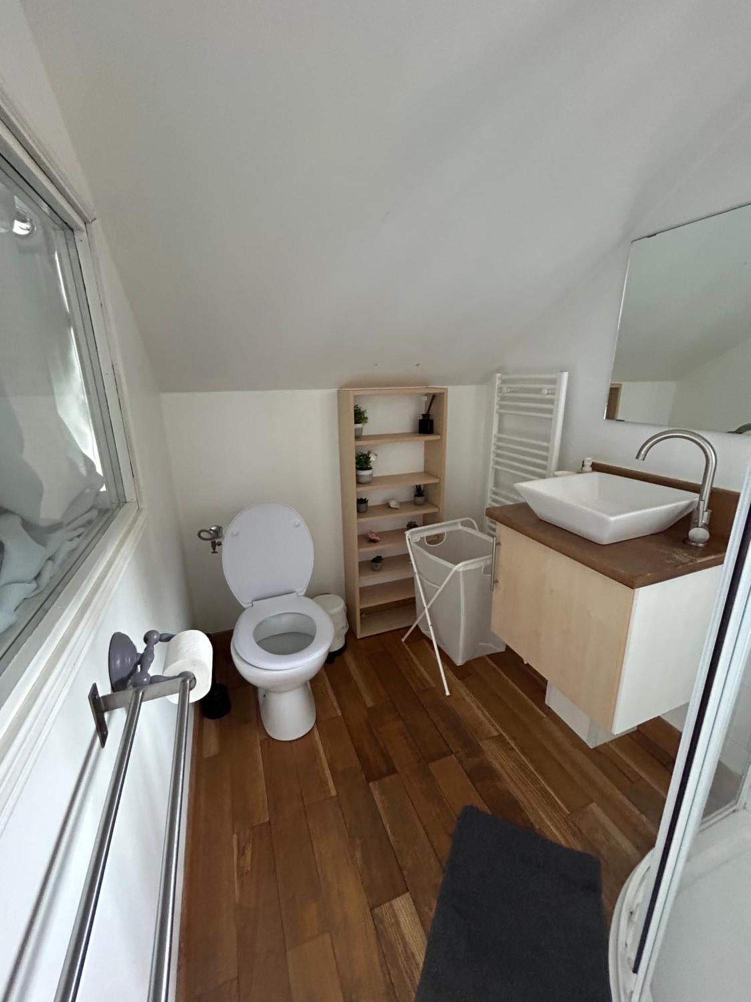 Loft And Spa Les Preaux Exterior foto