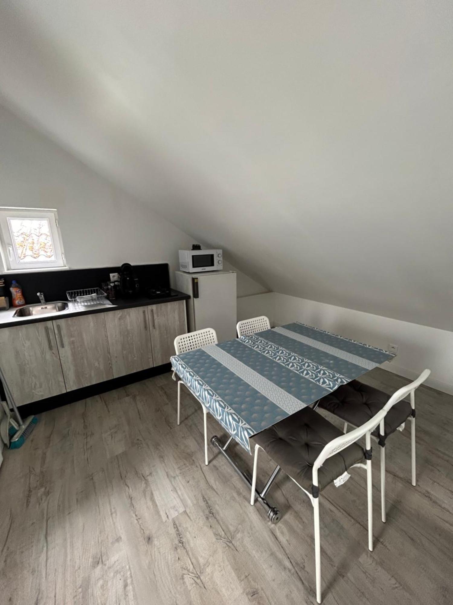 Loft And Spa Les Preaux Exterior foto